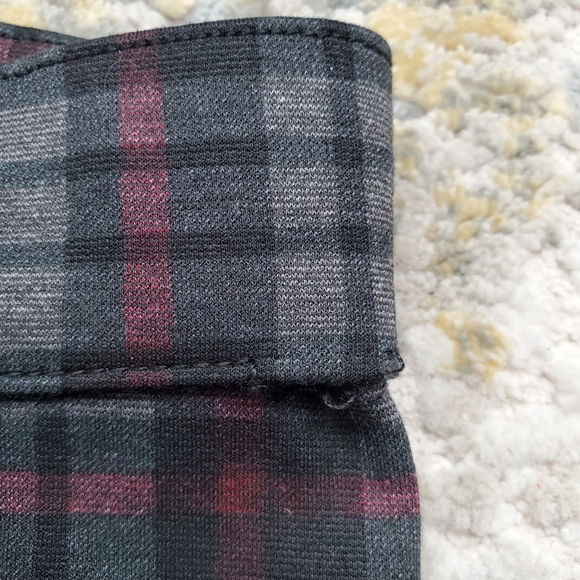 Tailored Slim Stretch Pants with Back Welt Pockets - Picture 15 of 16